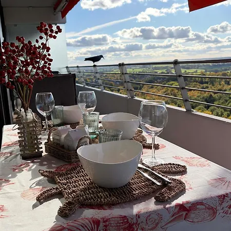 View - Strandnahe Mit Atemberaubenden Blick Von Luebeck Bis Zur Ostsee *