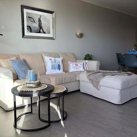 View - Strandnahe Mit Atemberaubenden Blick Von Luebeck Bis Zur Ostsee Timmendorfer Strand