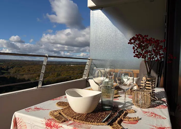 View - Strandnahe Mit Atemberaubenden Blick Von Luebeck Bis Zur Ostsee