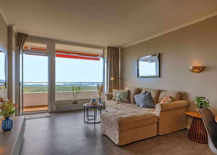 View - Strandnahe Mit Atemberaubenden Blick Von Luebeck Bis Zur Ostsee *