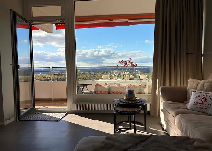 View - Strandnahe Mit Atemberaubenden Blick Von Luebeck Bis Zur Ostsee *